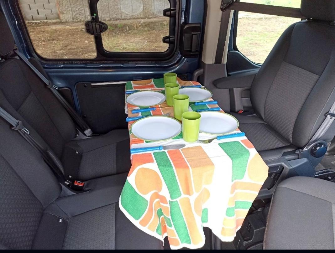 Campingplatz Ford Transit Custom Camper