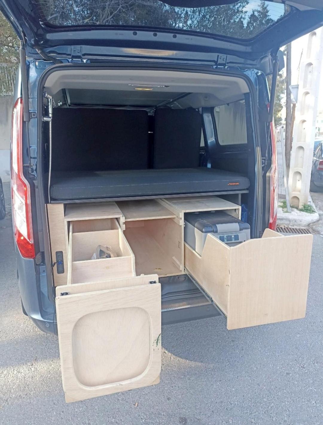 Ford Transit Custom Camper Campingplatz *