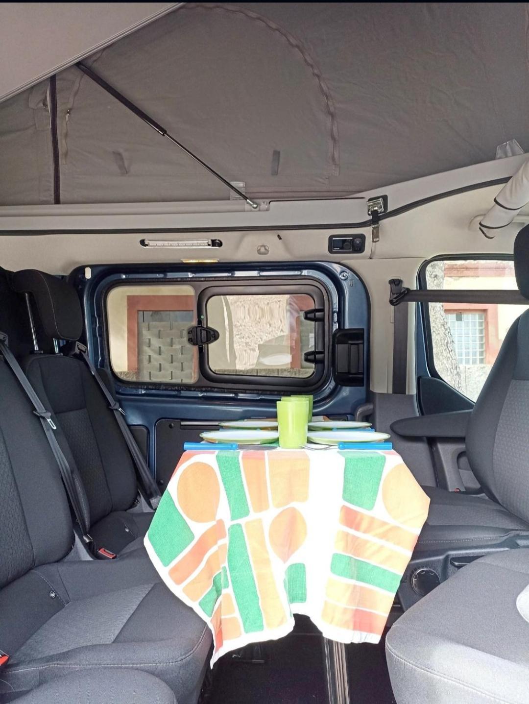 Campingplatz Ford Transit Custom Camper